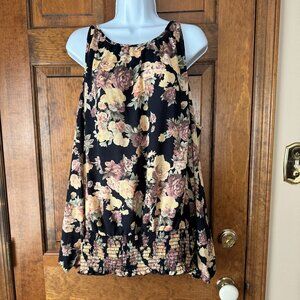 Torrid Black w/Yellow & Mauve Roses Cold Shoulder Blouse w/Smocked Hem Size 2